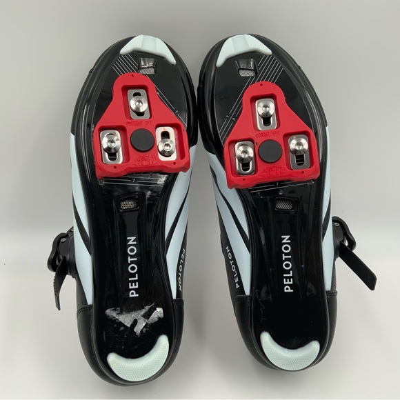 Peloton Women’s Cycling Shoes with Compatible Bike Cleats. Black/White.S… - Picture 7 of 8